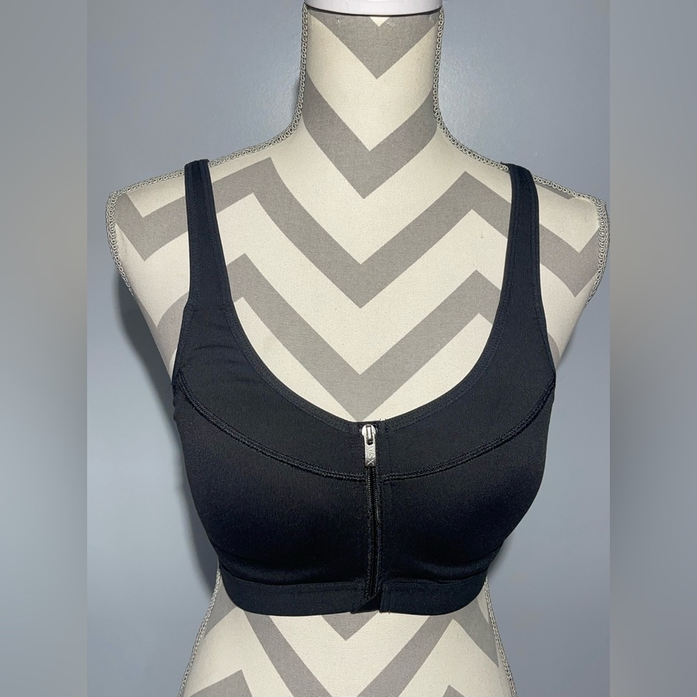 Victoria’s Secret Black‎ Zipper Front Sports Bra